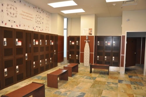 Women's Changing Room at GoodLife Fitness Toronto Pearson 