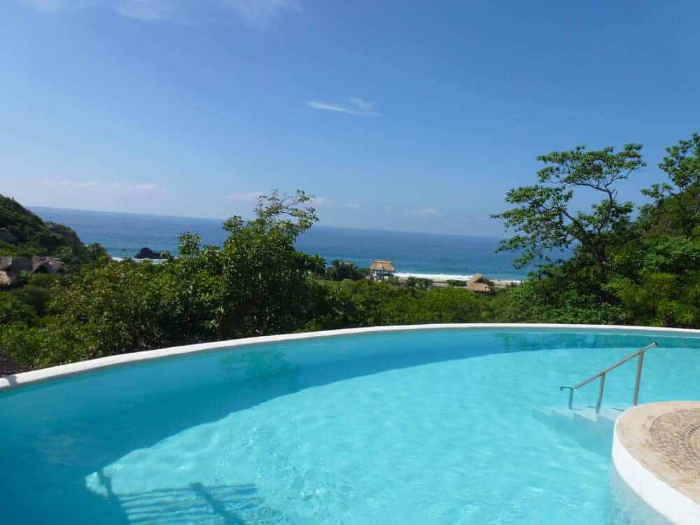 Beautiful swimming pool with an ocean view at Oceano Mar hotel in Mazunte, Mexico