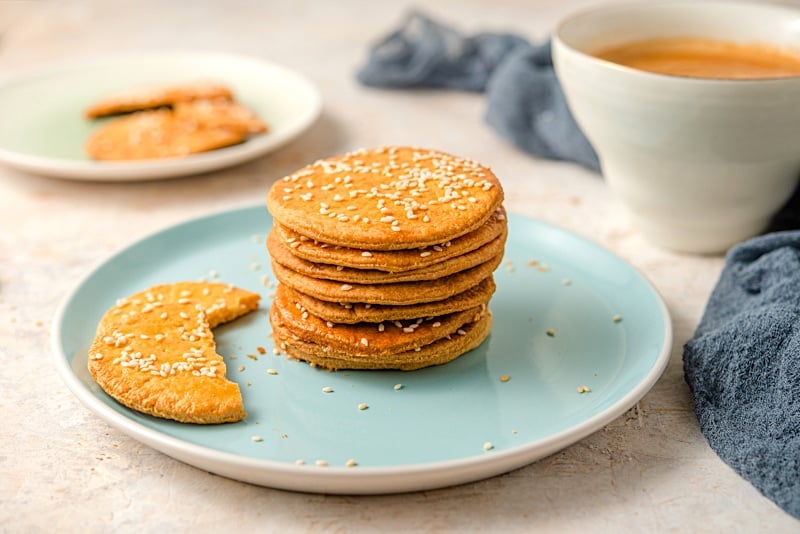 Guatemalan champurradas with coffee