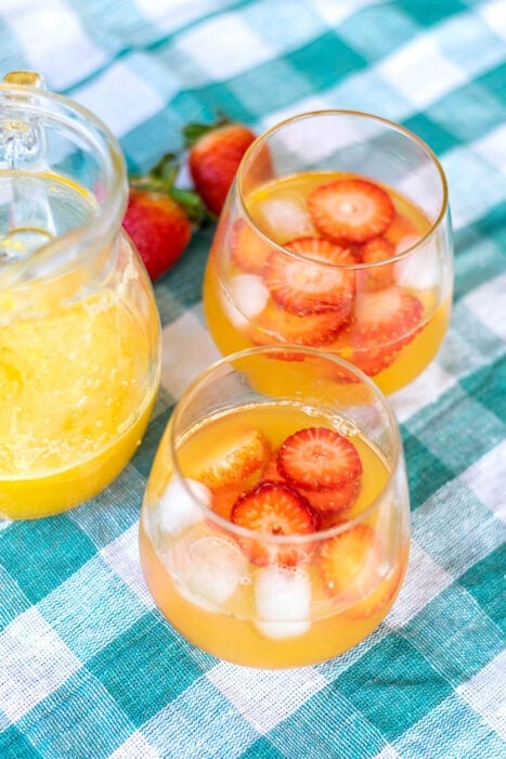 Mango Lemonade on a blue tablecloth 