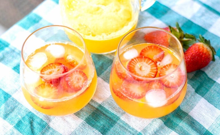 Strawberry Mango Lemonade Feature Image