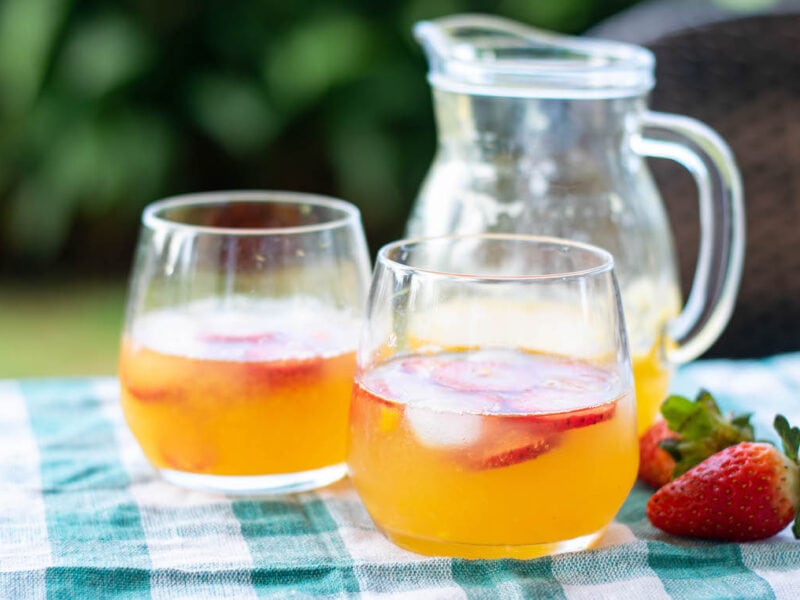 Sparkling Mango Lemonade on a Table