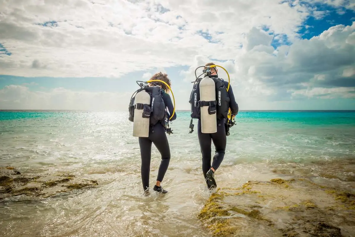 Two people shore diving in Bonaire.