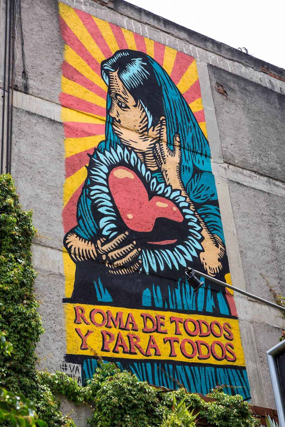 Street mural in Roma neighbourhood of Mexico City.