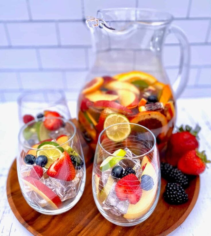 5 Easy Steps to the Ultimate Sangria Bar - Pizzazzerie