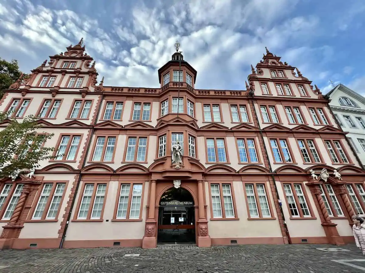 The facade of the Gutenberg Museum in Mainz. 