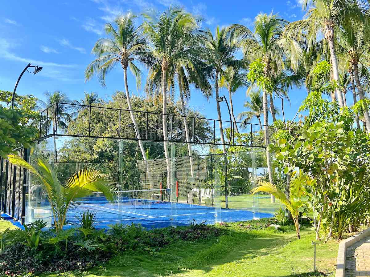 Tennis and pickleball courts in Puerto Escondido.  